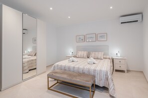 3 bedrooms, free WiFi, bed sheets - Holiday Home Casa en Sineu with Mountain View, Terrace & Wi-Fi (Sineu)