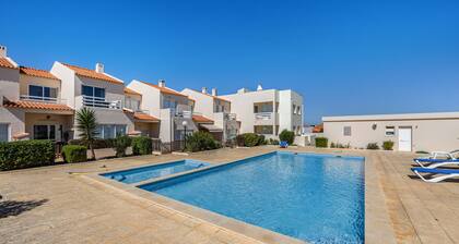 Holiday Home 'Chiringuito House - Suites' with Pool, Garden, Terrace & Wi-Fi