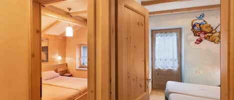3 chambres, Wi-Fi gratuit, draps fournis