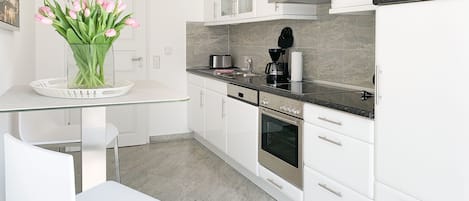 Fridge, microwave, oven, dishwasher