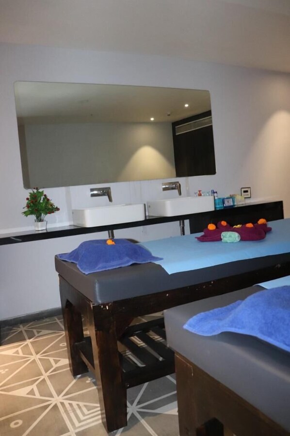 Spa - Devka Beach Resort (Daman)