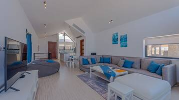 Villa | 2 bedrooms, Internet