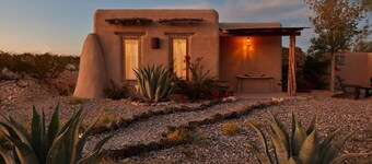 Casa Piedra — Short Drive from Big Bend