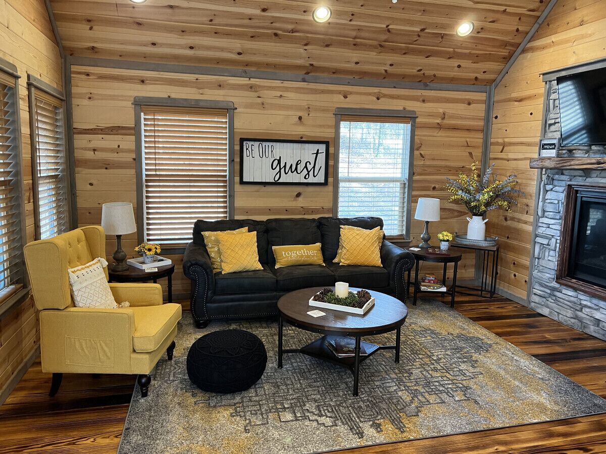 Five Star Rated The Hidden Gem Farm House! Romantic get-away