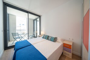2 habitaciones, tabla de planchar con plancha y wifi gratis