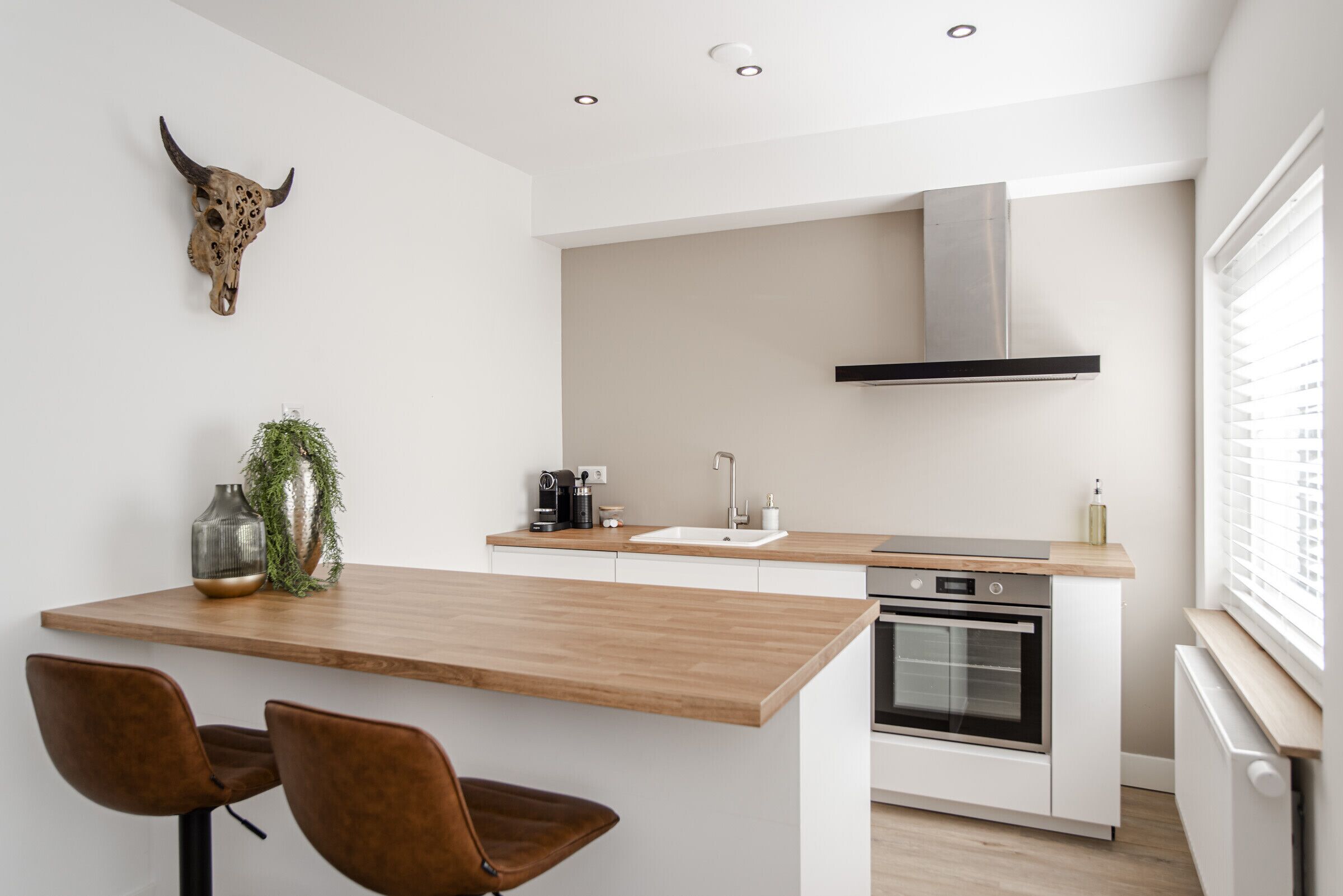 Marley’s Beachhouse - Luxury Apartment with garden