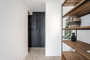 Interior - Marley’s Beachhouse - Luxury Apartment with garden (Zandvoort)