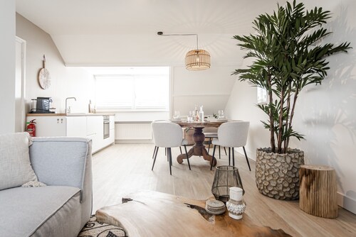 Yucca Beachhouse Loft Apartment