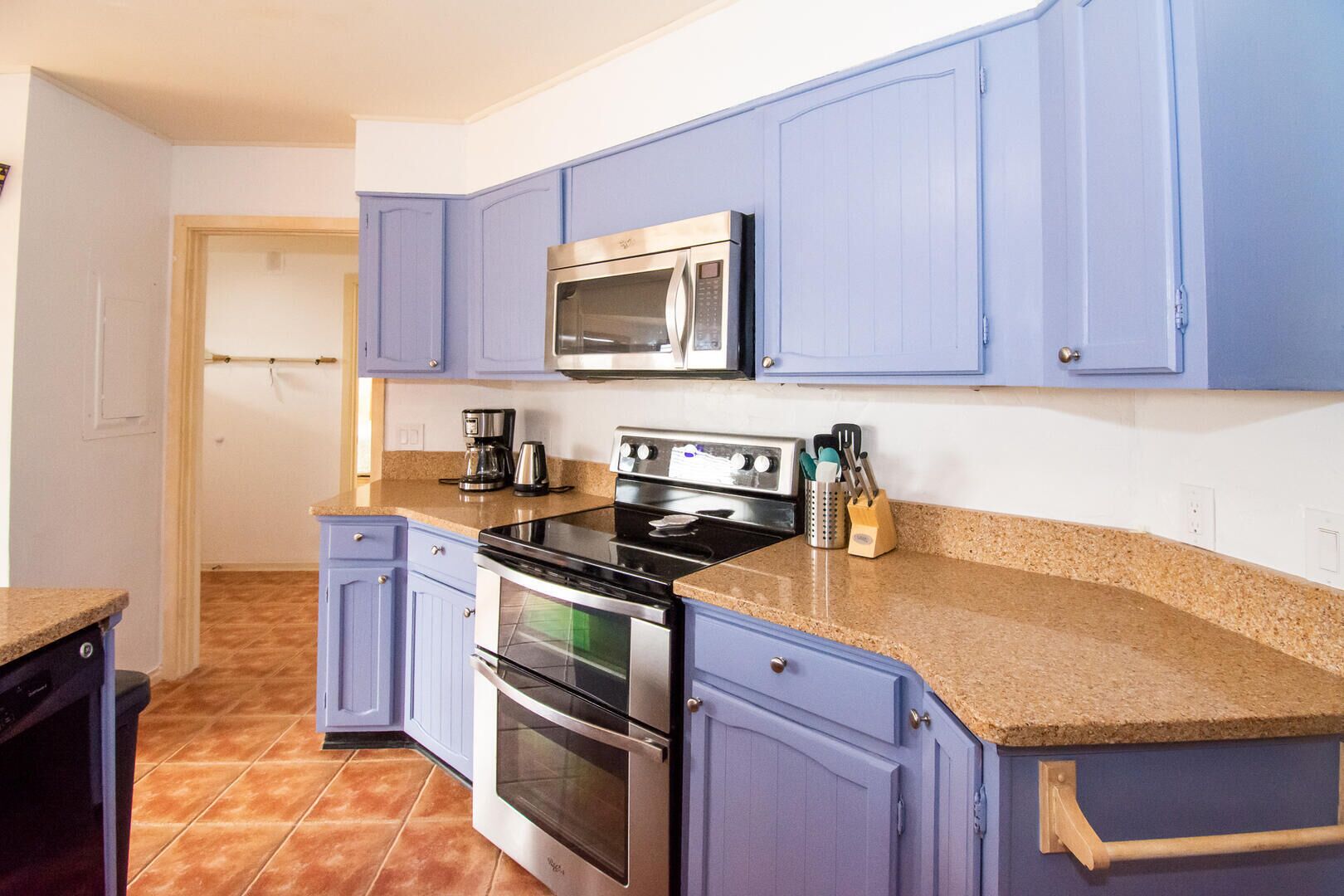 Lovely Townhome w/ Outdoor Decks, Golf Course & Ocean Views and More!