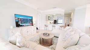 Smart TV, reproductor de DVD, futbolito y tenis de mesa 