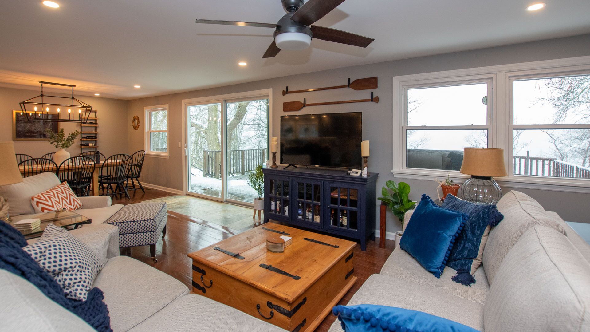 Lakeside Station: "Luxury, Lakeside Home - Close to Ithaca"