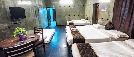 Quarto família, 1 quarto | 1 quarto, roupas de cama premium, escrivaninha