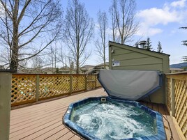 Condo, 2 Bedrooms | Outdoor spa tub