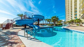 Piscine couverte