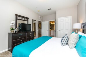 3 bedrooms, iron/ironing board, WiFi, bed sheets