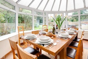 Dining - 5 Bed in Croyde (oc-brambc) (Croyde)