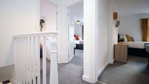 House | Interior - Kingsway House by Tŷ SA (Newport)