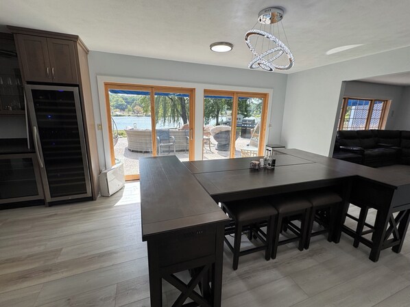 Fridge, microwave, oven, stovetop - Large Custom Home with firetable, river access, Smart TV's, yard games and more (Rockford)