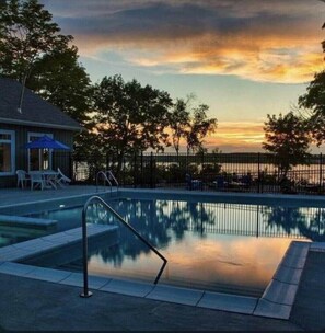 Outdoor pool, a heated pool
