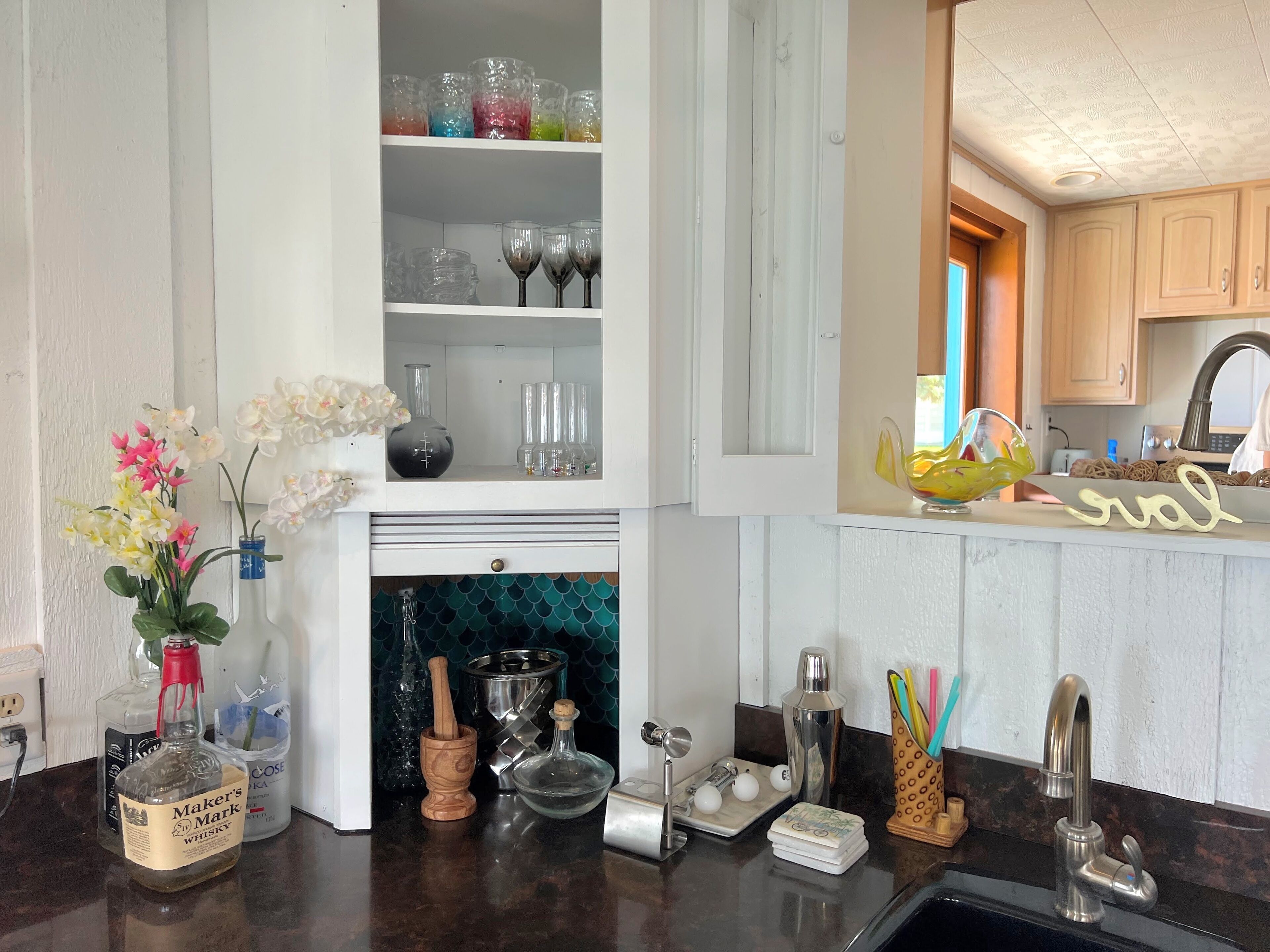 Beachfront Bungalow Retreat on Lake Huron! #9