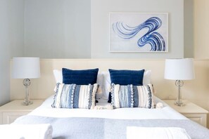 4 chambres, fer et planche à repasser, Wi-Fi, literie fournie