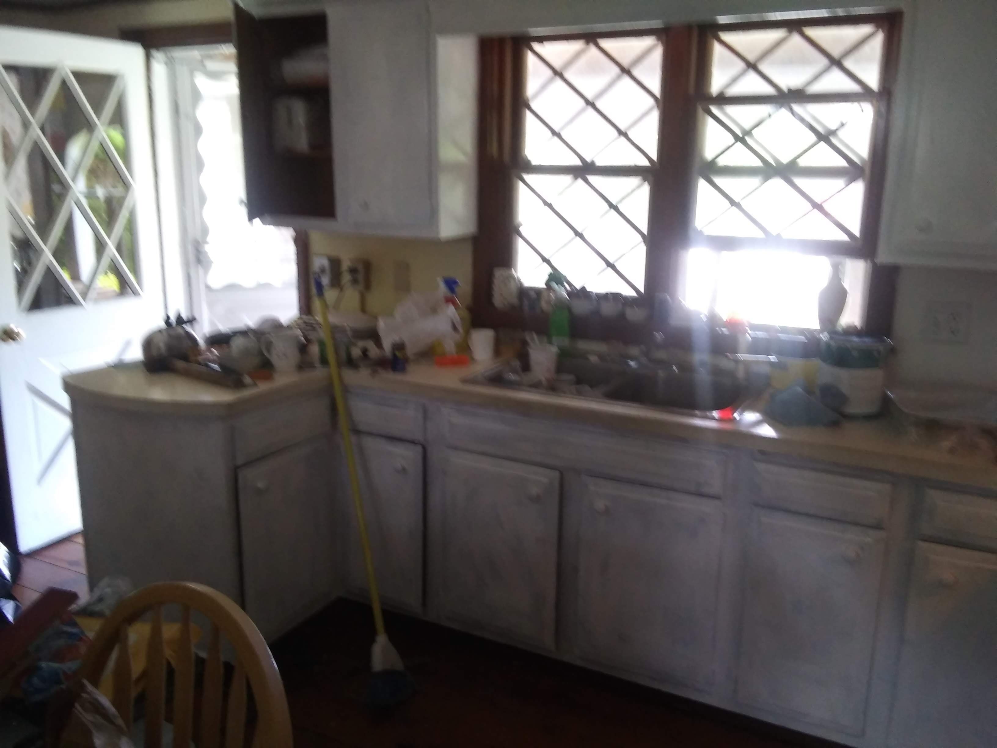 Walk to beach 3 bed 2 bath