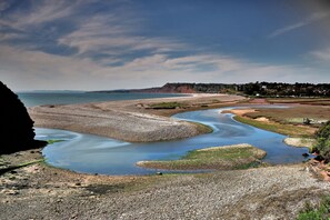Cottage | Pool - Farriers Retreat (Budleigh Salterton)