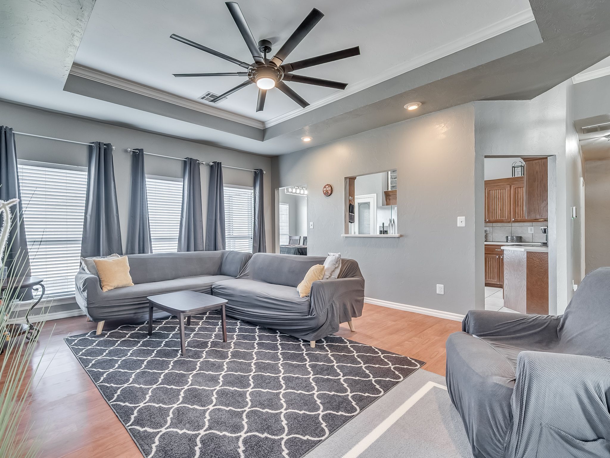 Yukon Finest Frontier House with Spa and Pool<br>Minutes from Bricktown 