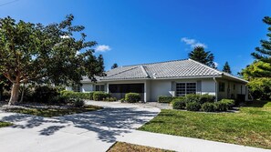 Unclassified image, 3 of 28, button - 4 Bdr 2.5 Bth Is Great For Family Vacations. (Marco Island)