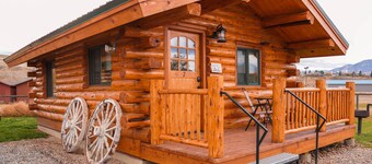 The Ranch House Cabin at J&J Cabins