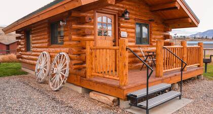 The Ranch House Cabin at J&J Cabins