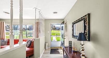 Mars Mid Mod: stylish, airy and pleasant. Knoxville TN