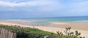 Charming 2-star apartment 200 m from the beach and shops
