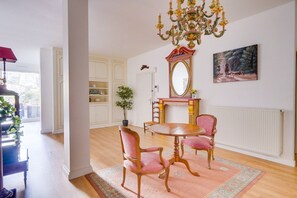 Interior - Lovely apartment with exceptional terrace (Bordeaux)