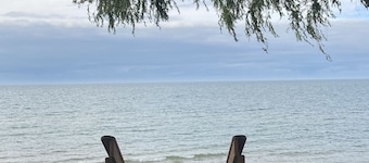 Beachfront Bungalow Retreat on Lake Huron! #2