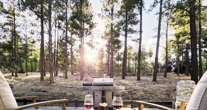Gorgeous Forest Cabin with Hot Tub & Game Room