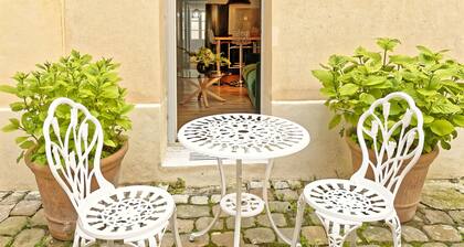 La Suite de l'Orangerie VERSAILLES