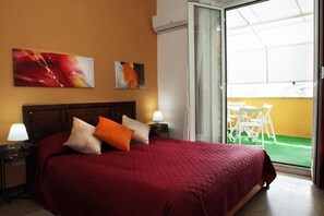 3 bedrooms, desk, iron/ironing board, travel cot - Apt. near S.Peter & beautiful terrace (Roma)