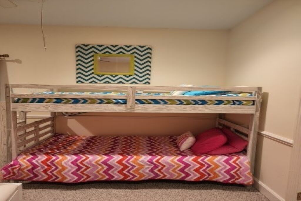 Ocean Isle Beach Waterfront home w/Pool & Elevator