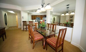Dining - Grande Villas Resort -- full kitchen, no resort fees, 2 bdrm (Orlando)