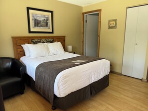 بديكورات فريدة لكل غرفة وطراز فريد لكل وحدة ومكتب وواي فاي مجانًا