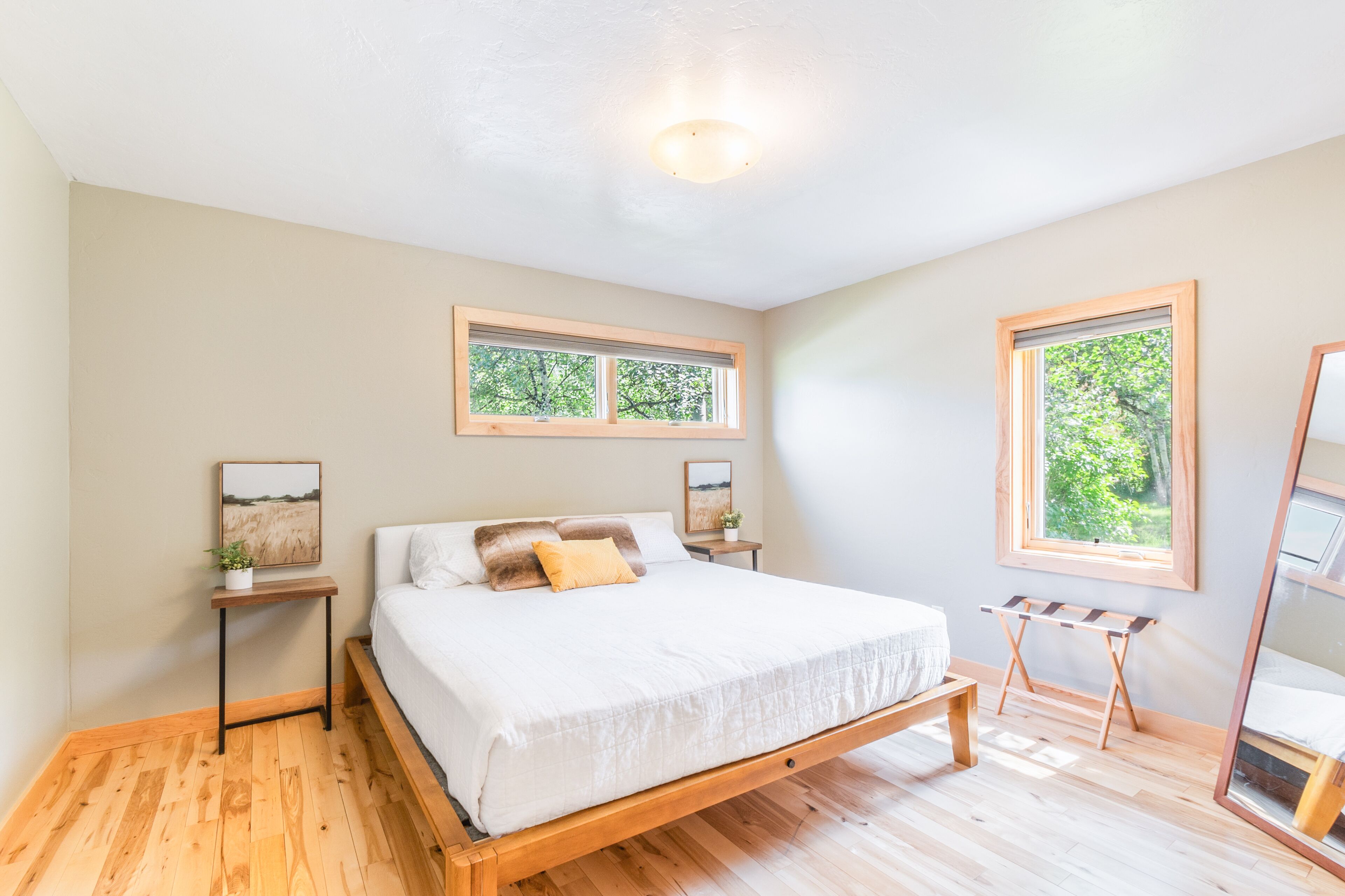 3 slaapkamers, een bureau, een strijkplank/strijkijzer, gratis wifi