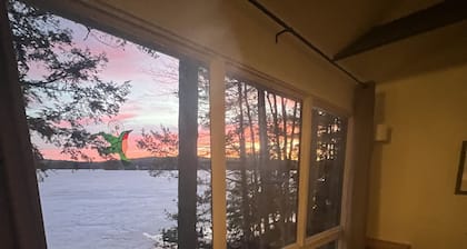 Beautiful private waterfront cottage <br>