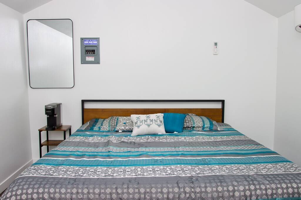 Cabin at Blue Lake in Central Washington (Cabin 8)