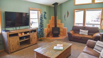 Televisio, takka, DVD-soitin