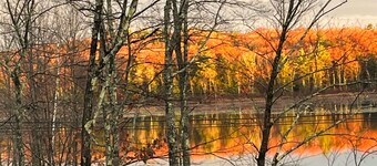 Cozy Lake Retreat: Lake Region Area