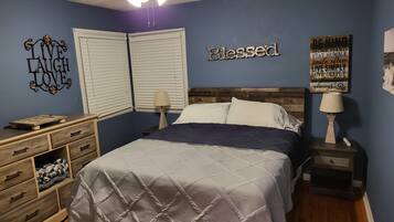 3 slaapkamers, een kluis op de kamer, gratis wifi, beddengoed