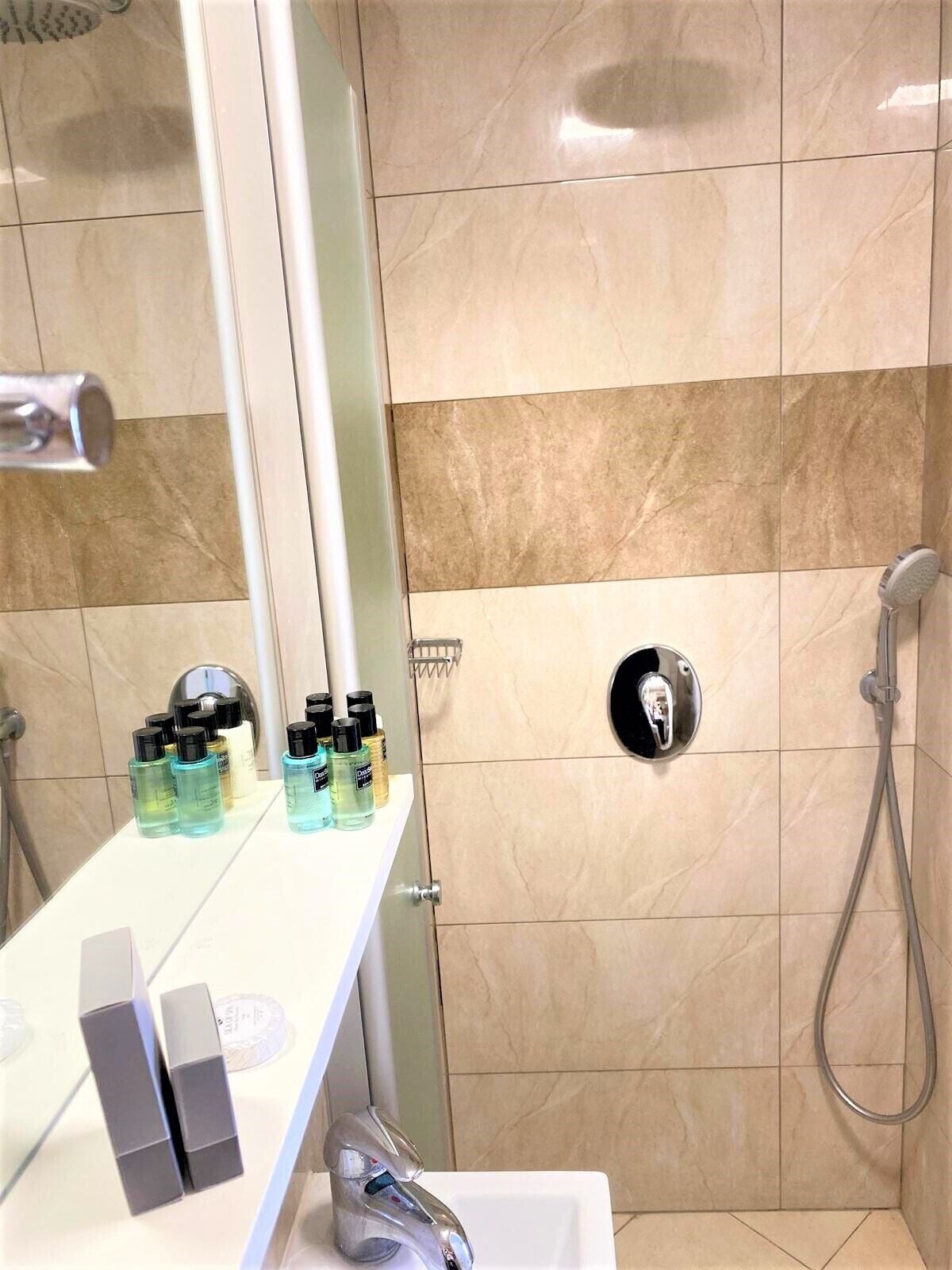 Photo - La Perle Jerusalem City Center - Self Check-in hotel