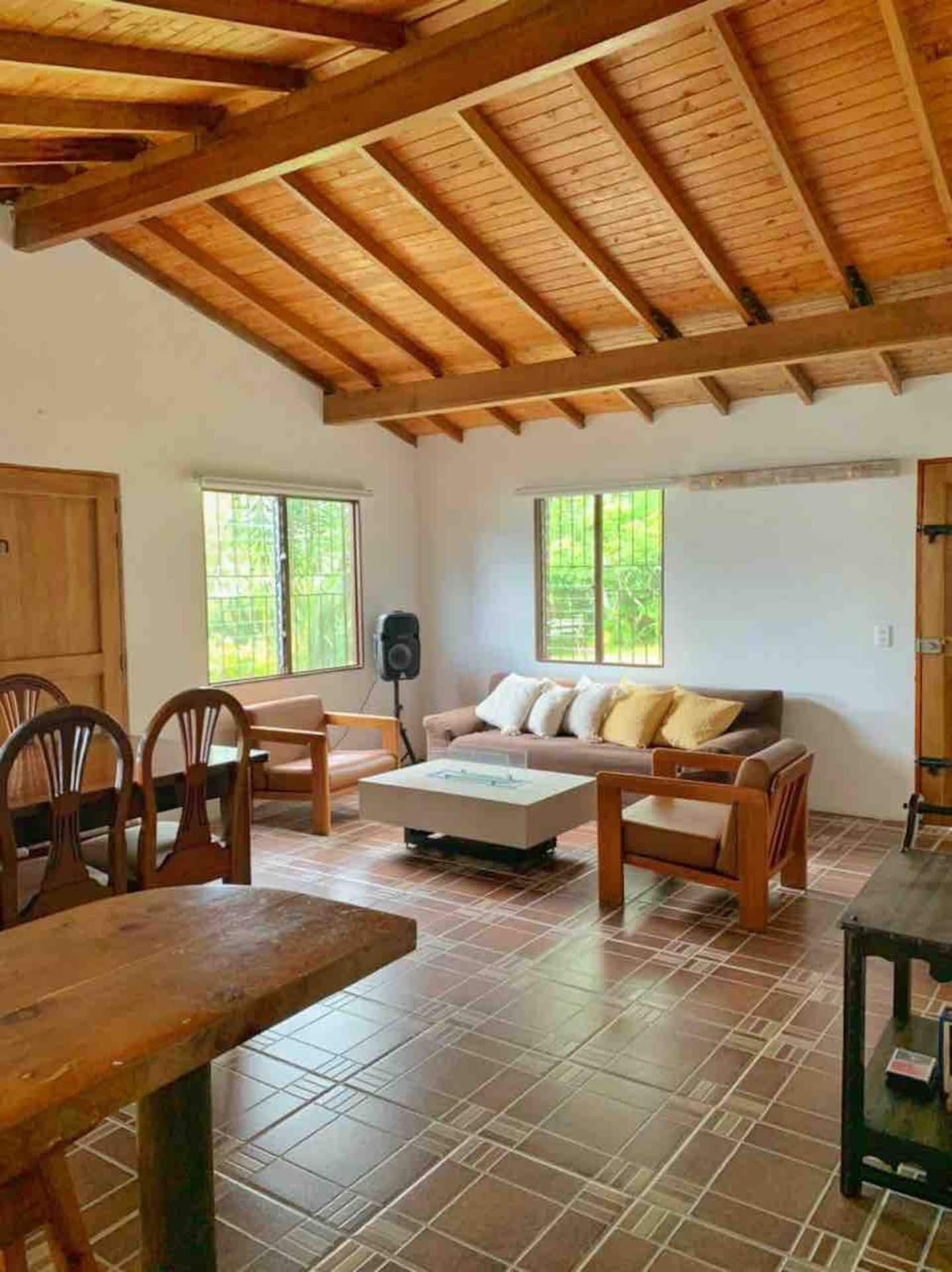 Country house with access to the Guatape reservoir