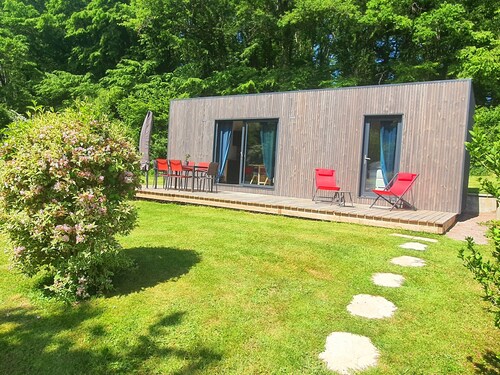 Gîte on the scale of the 16 locks of the Canal du Nivernais